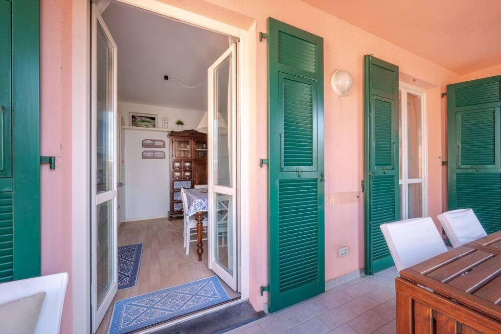 Seaview Cavi B. 100Mt Dal Mare Apartment Lavagna Exterior photo